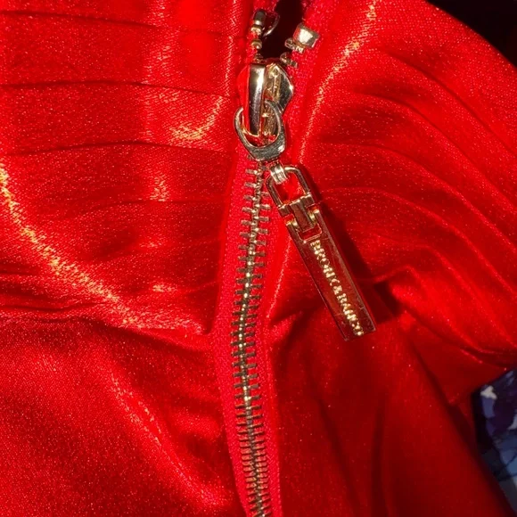 Bronx and Banco Scarlet Ruffle Dress - Picture 6 of 14